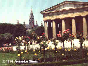 Volksgarten and Rathaus 