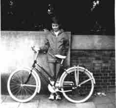 Jenneke with bike